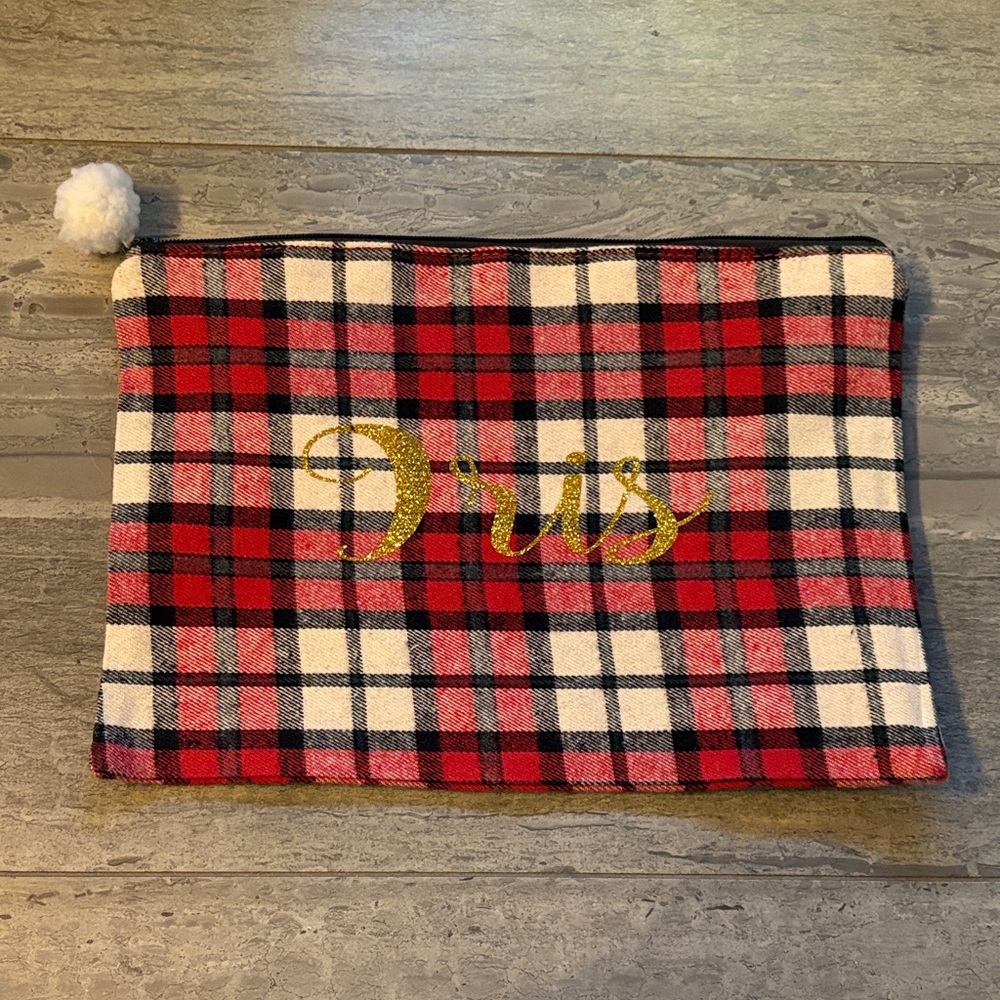 Toiletry or cosmetics bag in plaid with gold lettering NWOT 9 by 12 inches